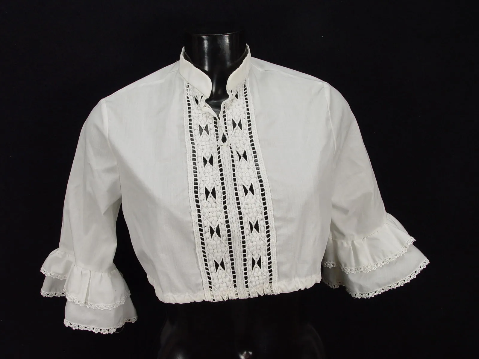 Gr.42 Dirndlbluse Bluse für Dirndl  mit Stehkragen  Trachtenbluse B4512